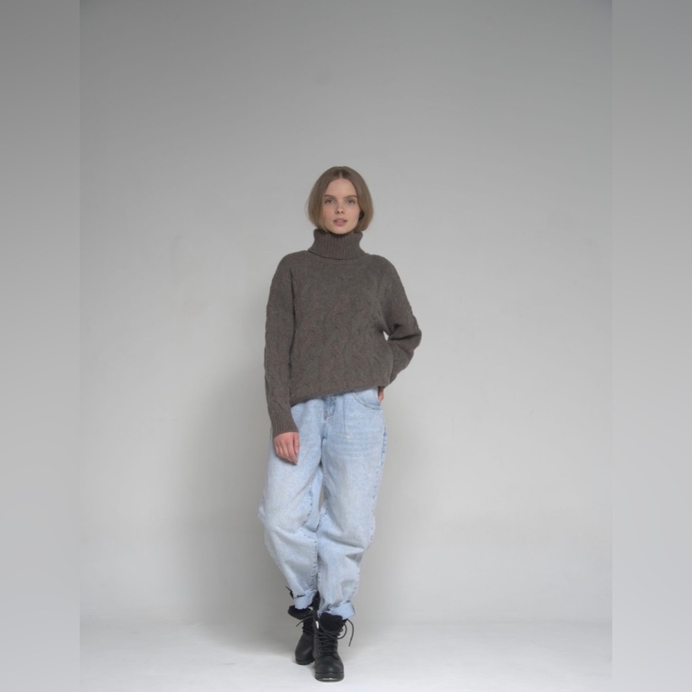 Merino wool sweater. Warm winter knit wear. Brown. Size L - Picture 15 of 16